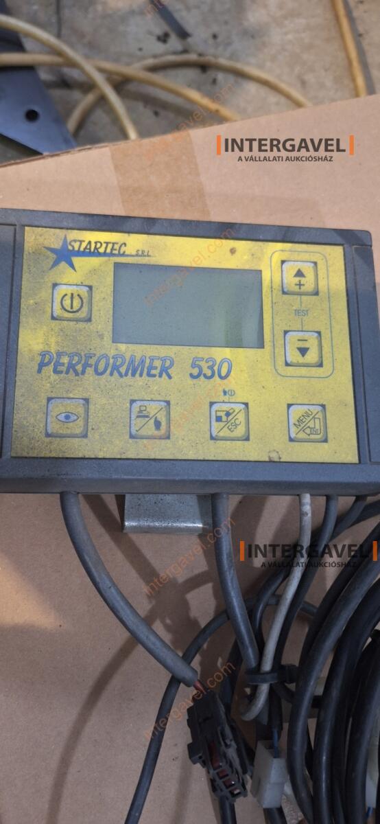 Gabonavetőgép - Kverneland 18