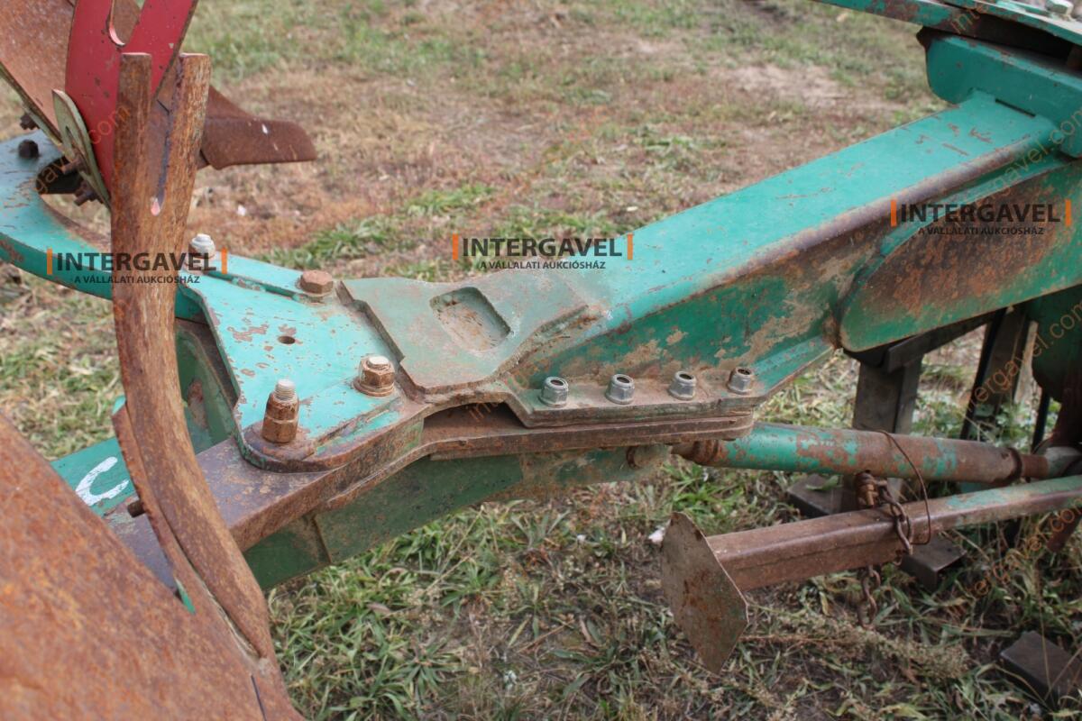 Váltvaforgató eke - Regent 12