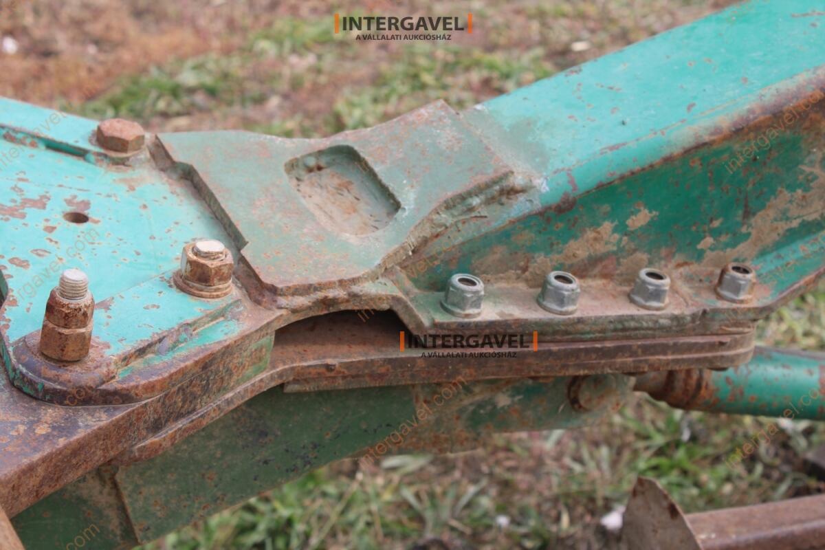 Váltvaforgató eke - Regent 13