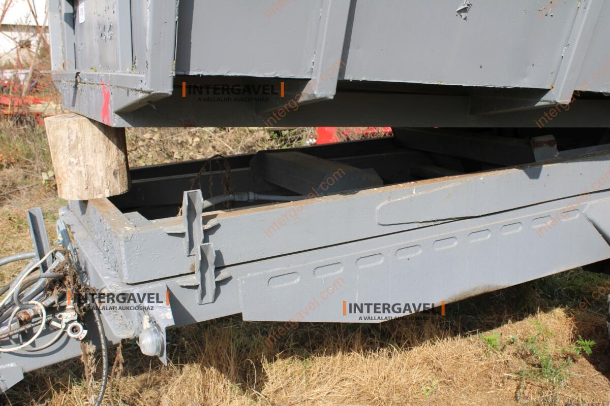 Pótkocsi - Hódgép 8