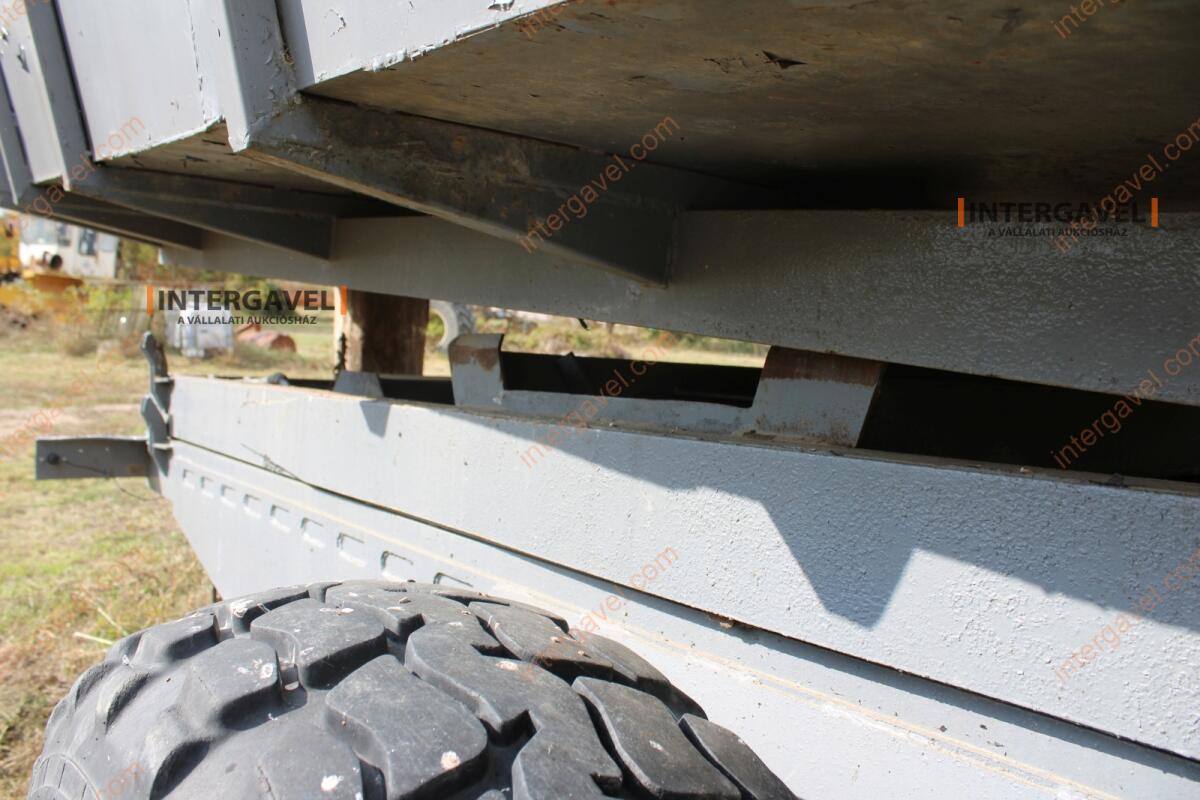 Pótkocsi - Hódgép 13
