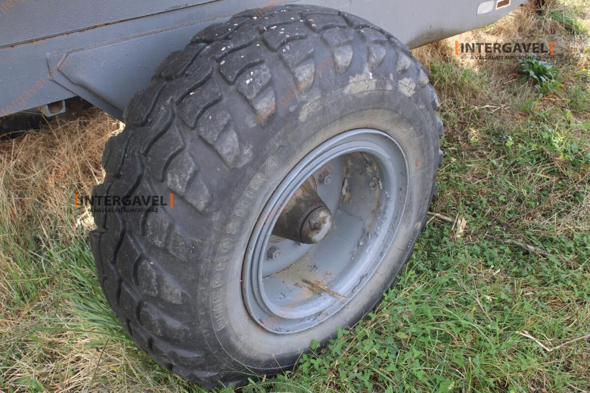 Pótkocsi - Hódgép 18