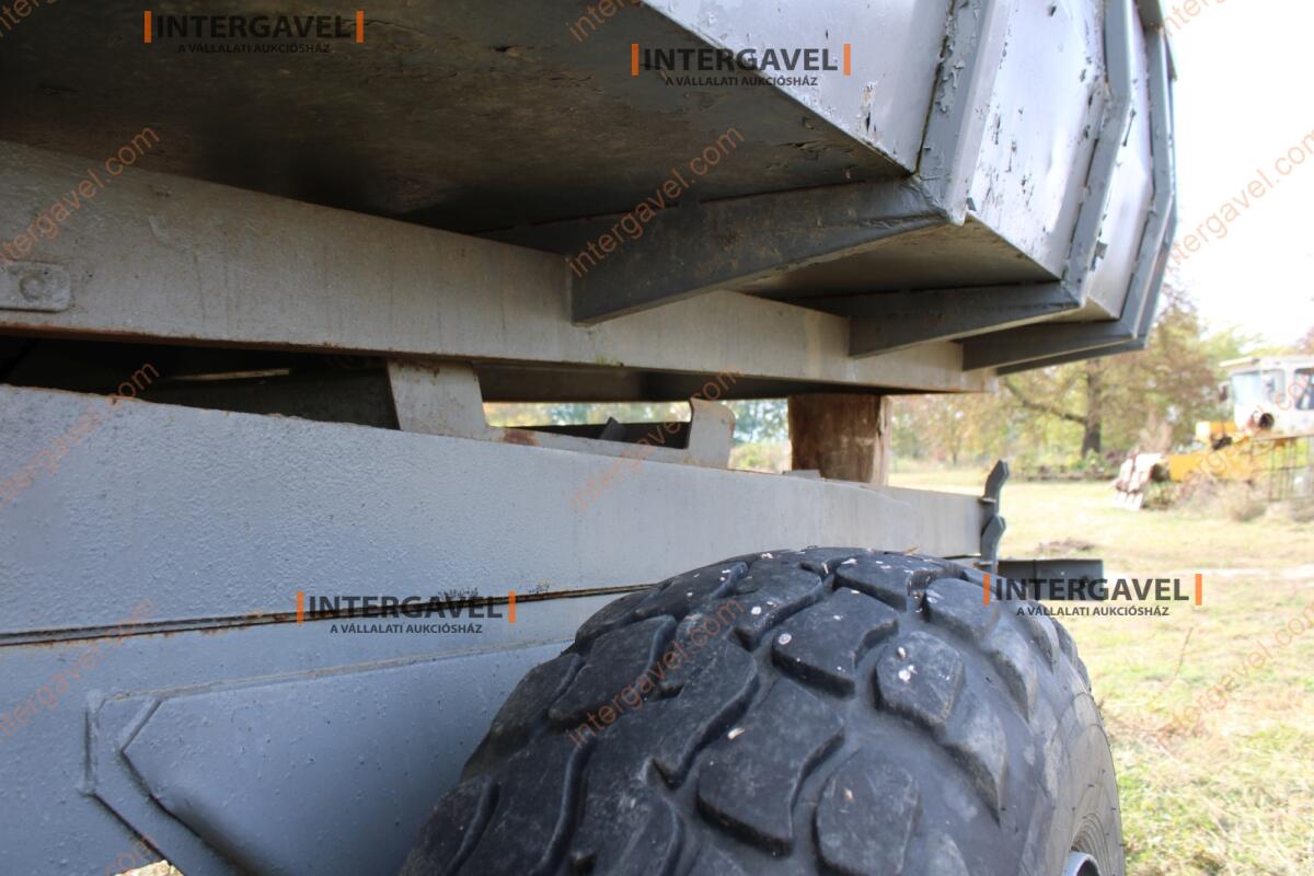 Pótkocsi - Hódgép 20