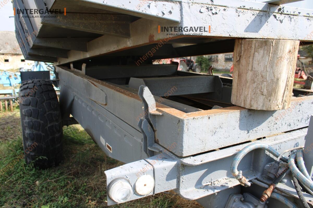 Pótkocsi - Hódgép 21