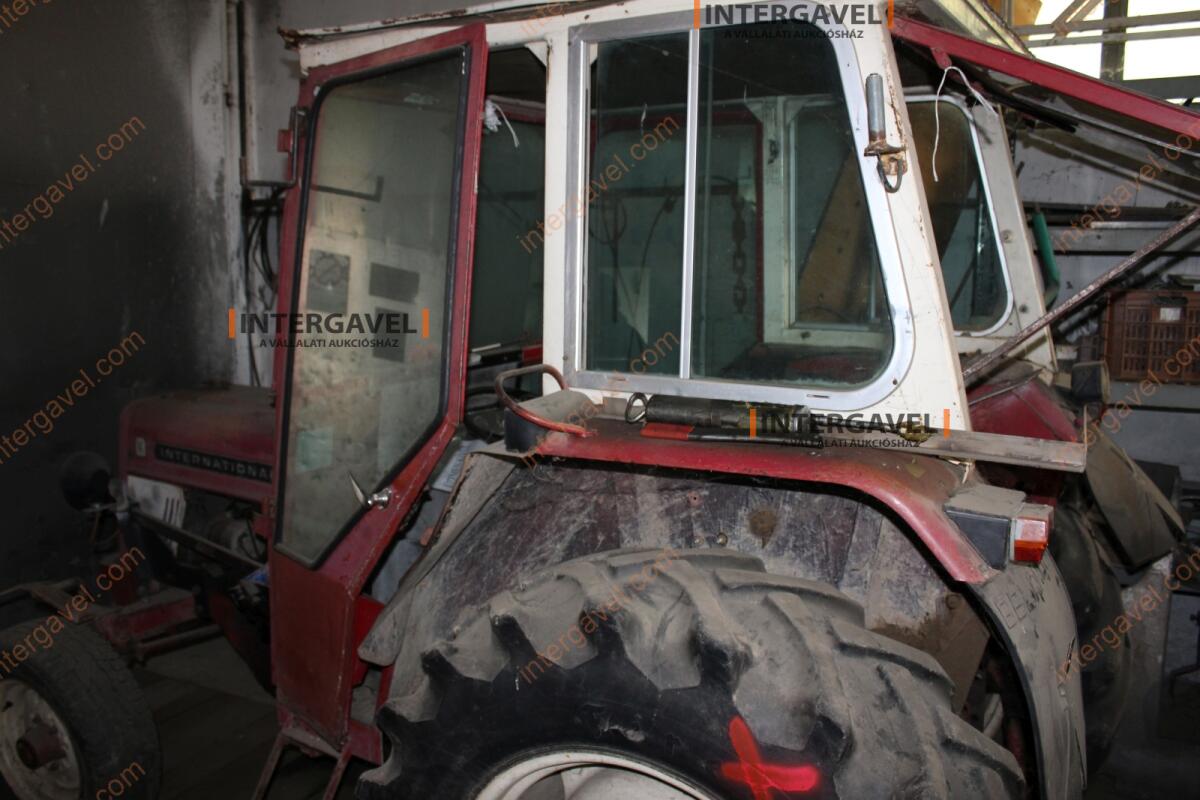 Traktor - IH Case 6