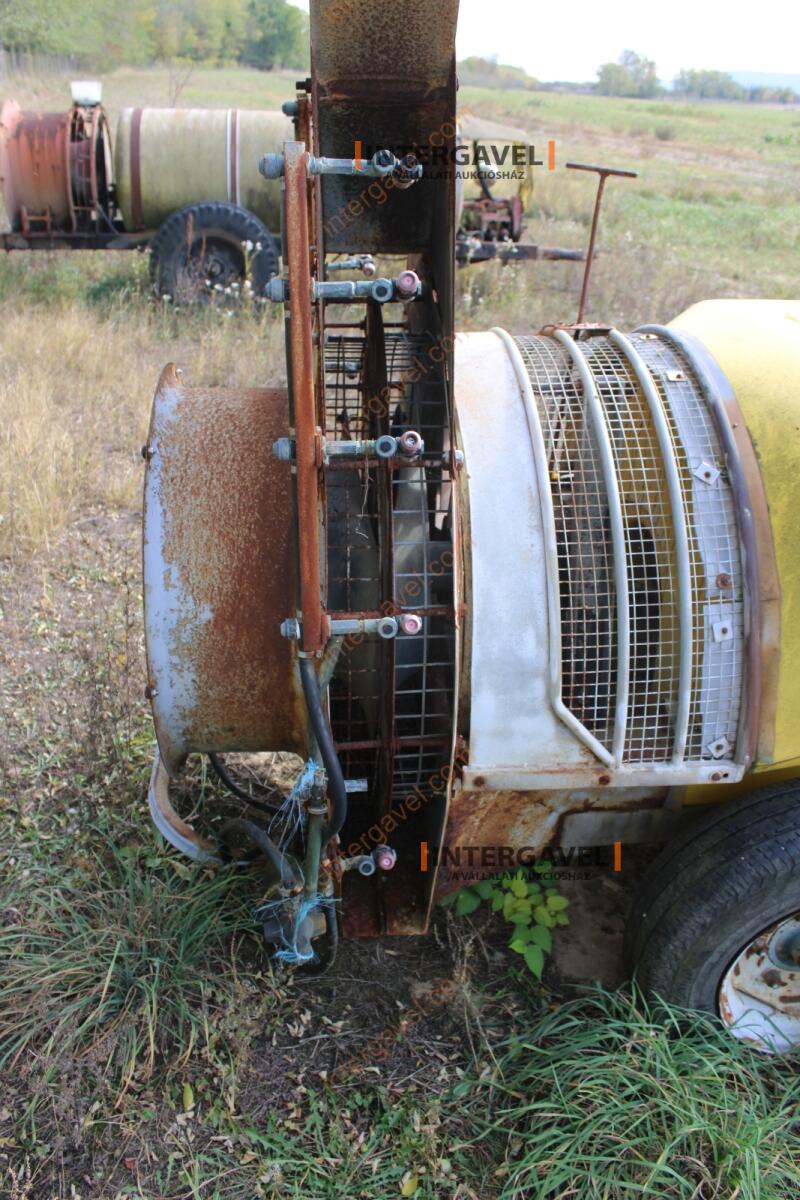 Vontatott permetező 13