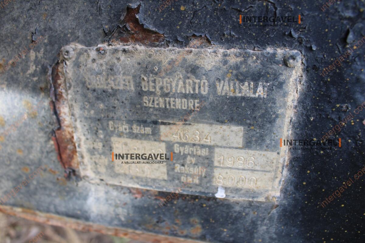 Pótkocsi- Erdőgép 5