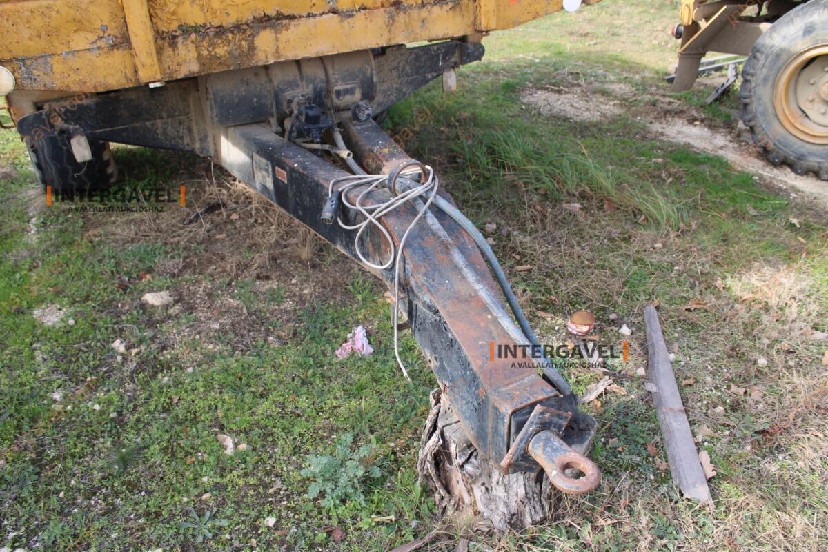 Pótkocsi- Erdőgép 8