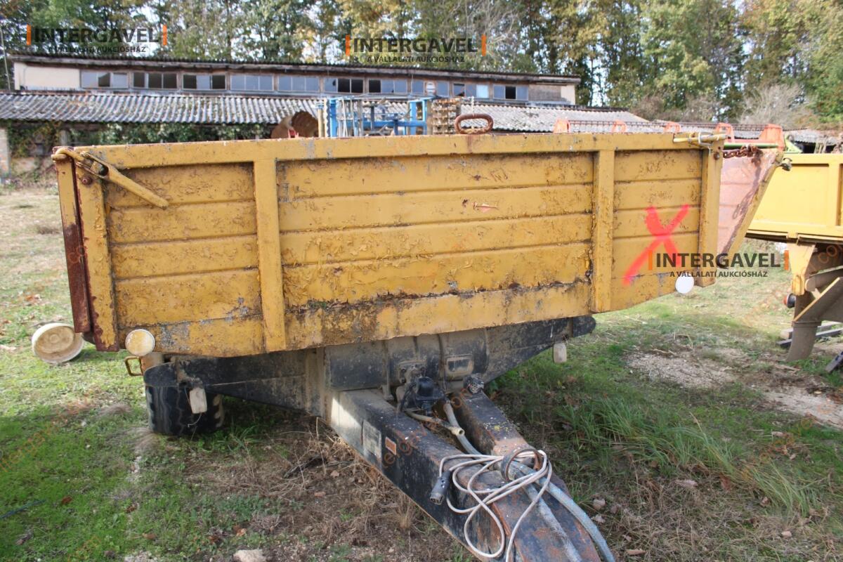 Pótkocsi- Erdőgép 9