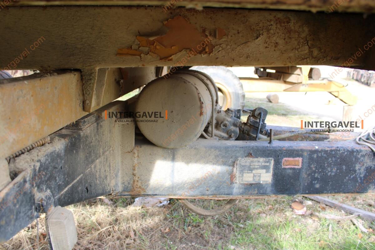 Pótkocsi- Erdőgép 11