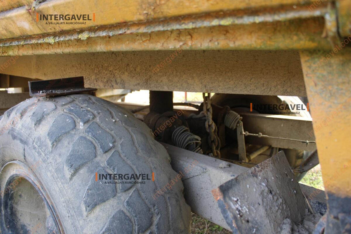 Pótkocsi- Erdőgép 16