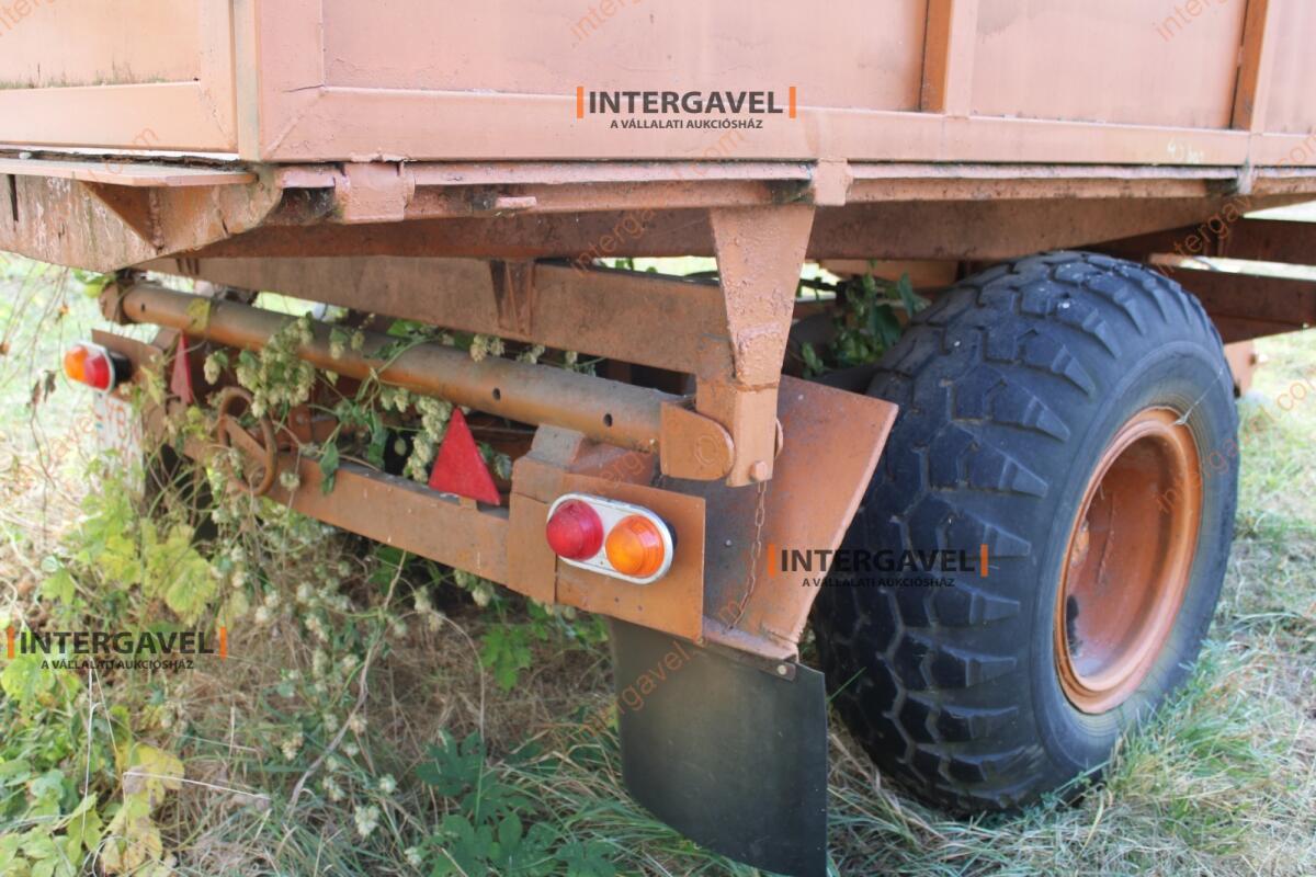 Pótkocsi - Erdőgép 12