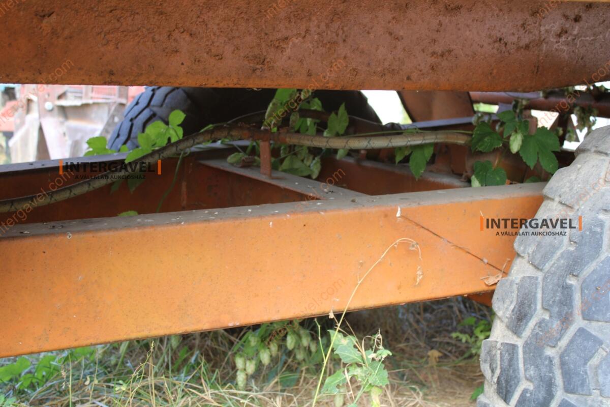 Pótkocsi - Erdőgép 19