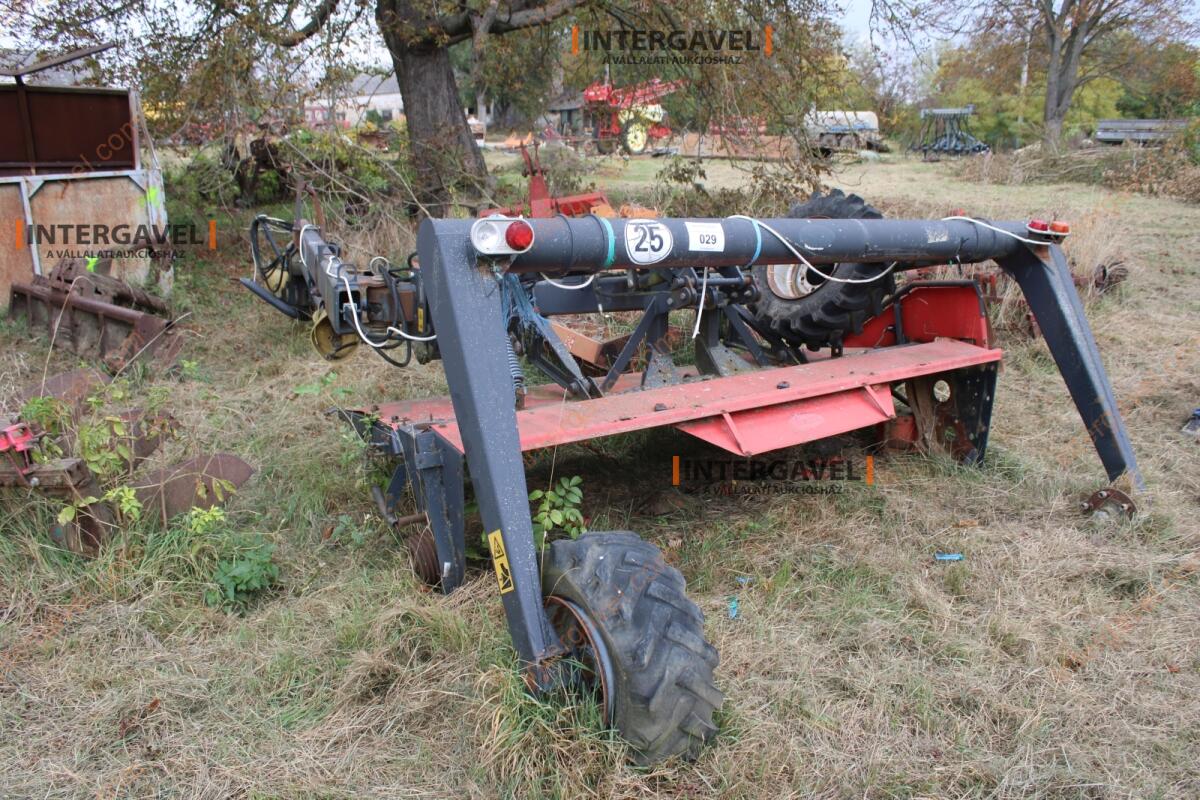 Vontatott tárcsás kasza - Kverneland