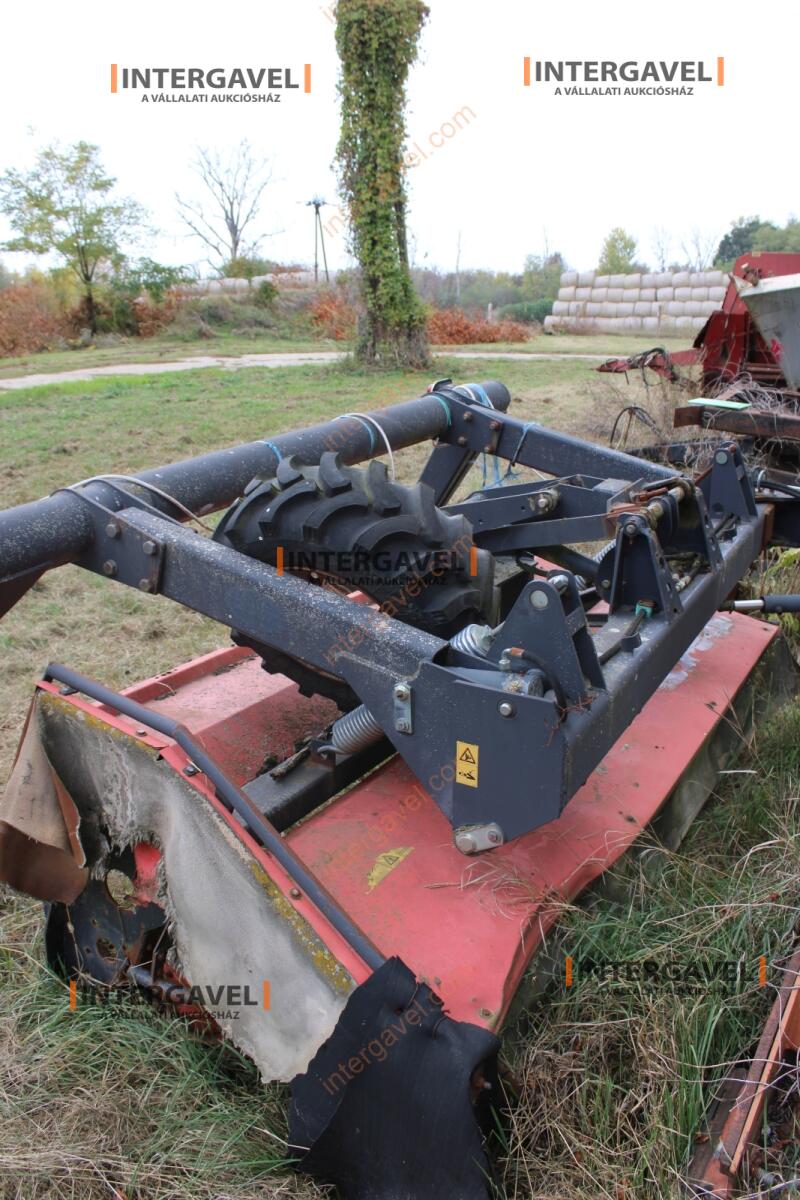 Vontatott tárcsás kasza - Kverneland 10