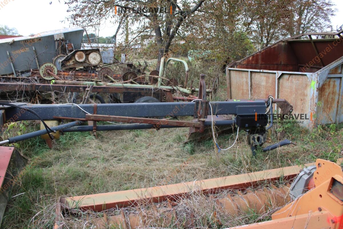 Vontatott tárcsás kasza - Kverneland 11