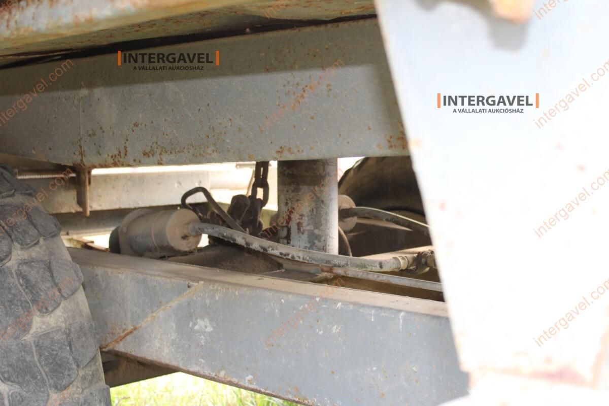 Pótkocsi - Erdőgép 8