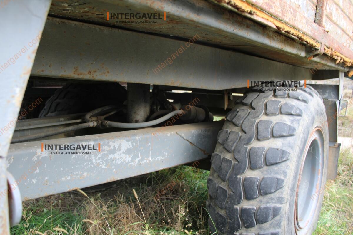 Pótkocsi - Erdőgép 12