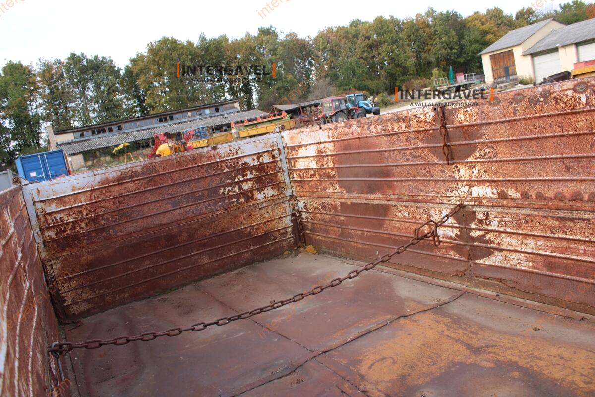 Pótkocsi - Erdőgép 19