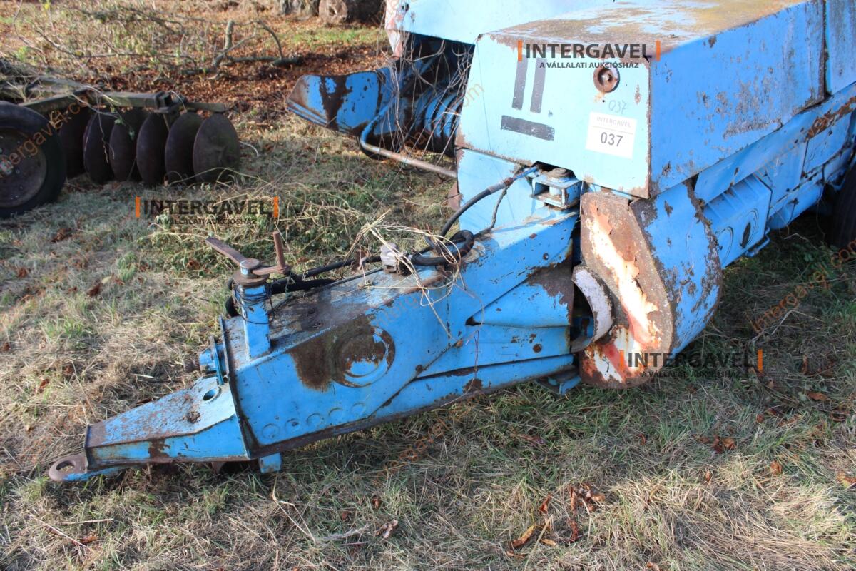 Kiskocka bálázó 8