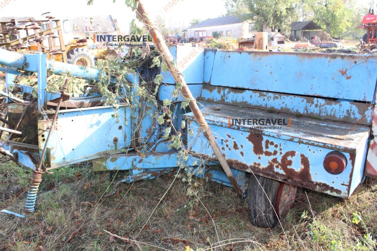 Kiskocka bálázó 12