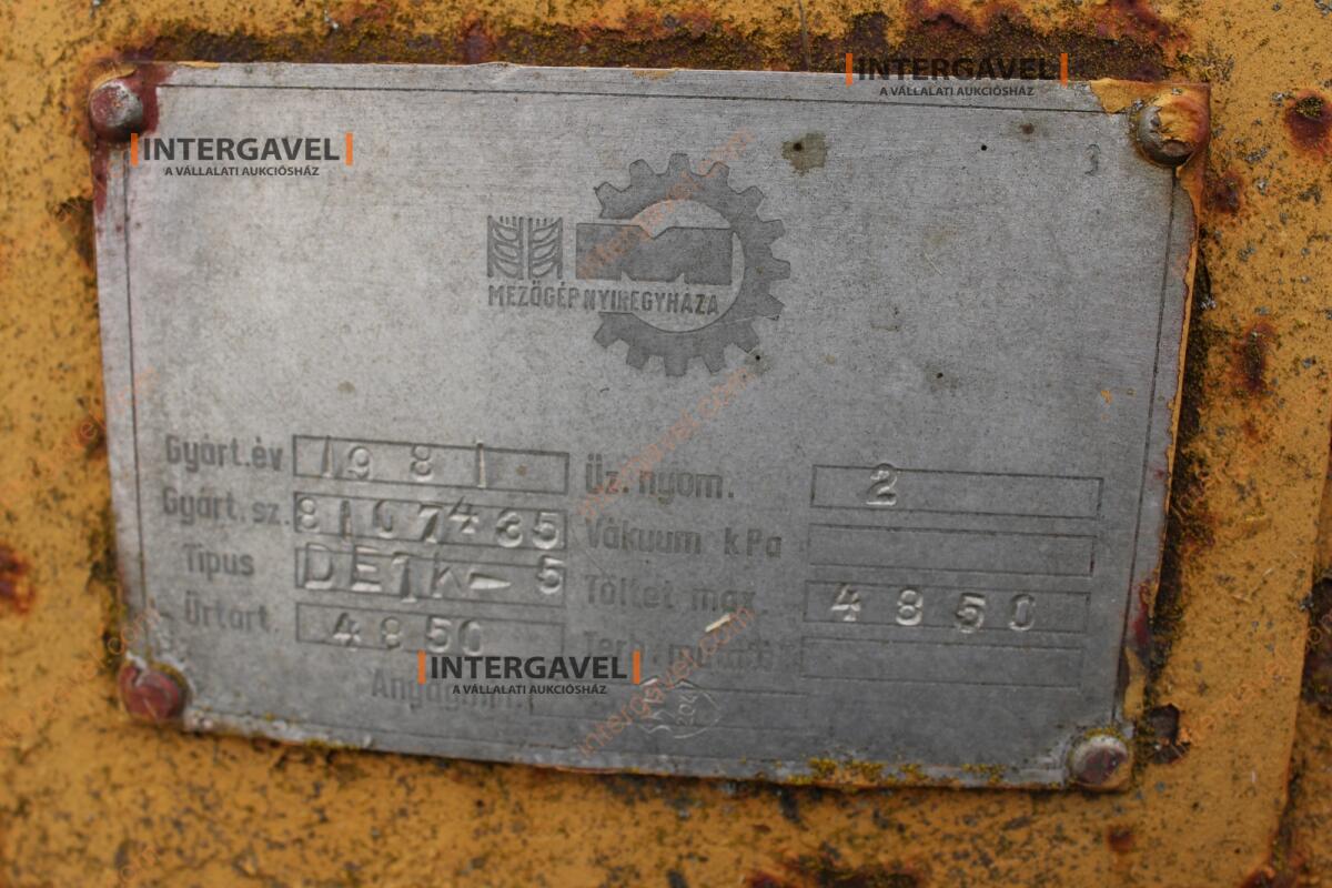 Tartálykocsi - DETK 5