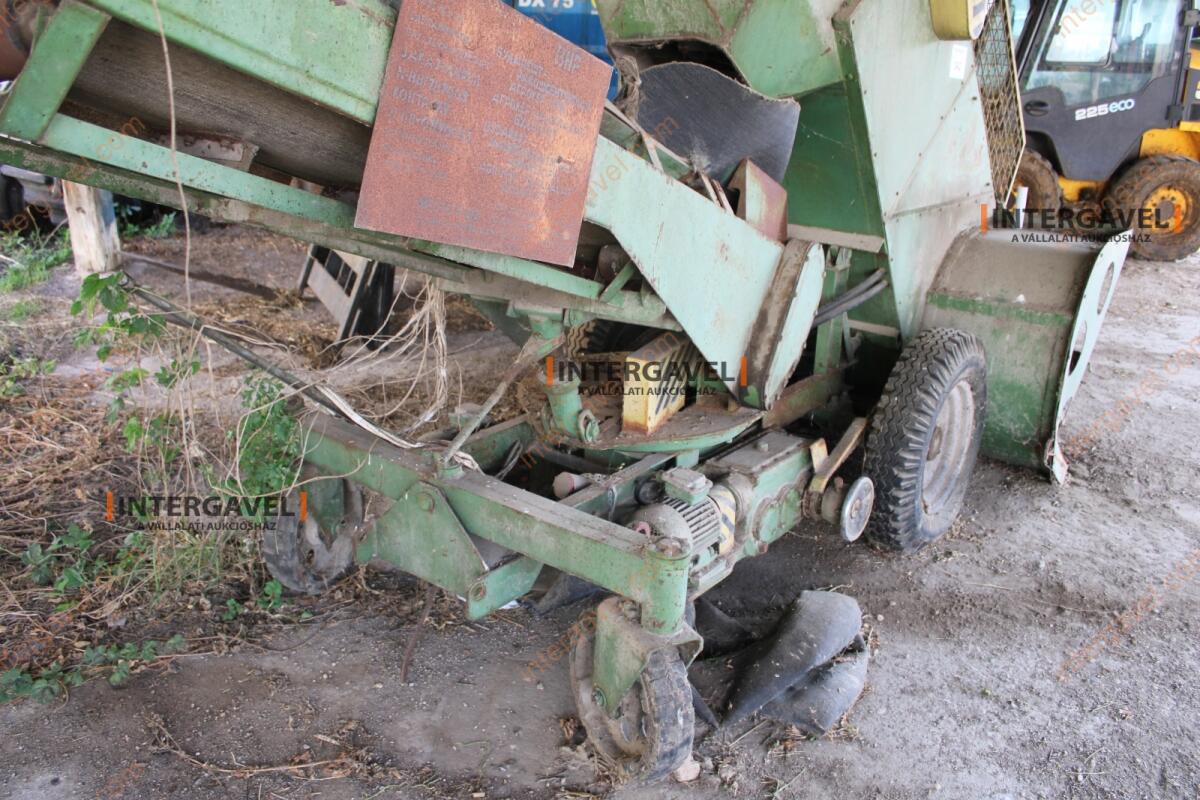 Rakodó és felhordó szalag 11