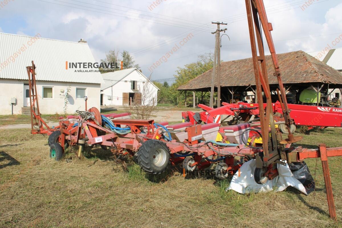 Szemenkénti vetőgép - Kverneland