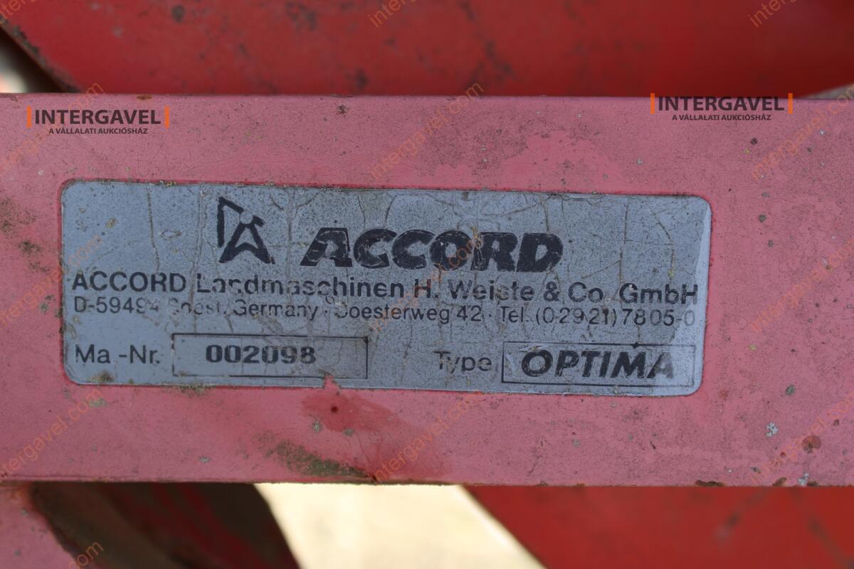 Szemenkénti vetőgép - Kverneland 4