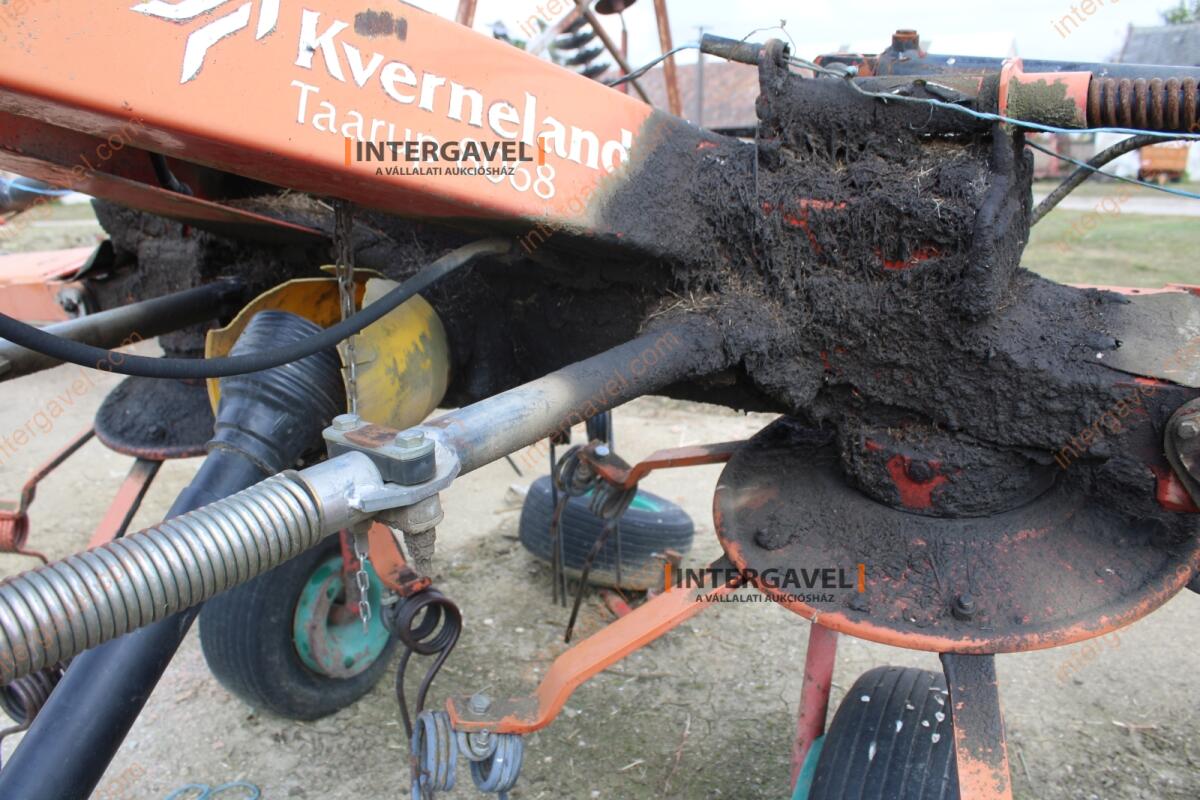 Rendterítő - Kverneland 8