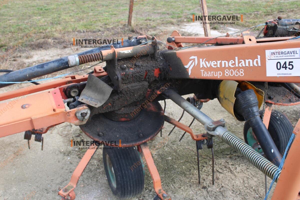 Rendterítő - Kverneland 11