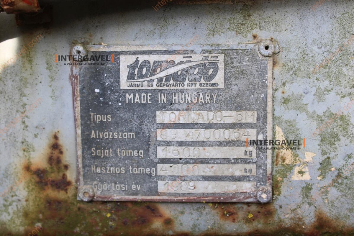 Vontatott műtrágyaszóró 5