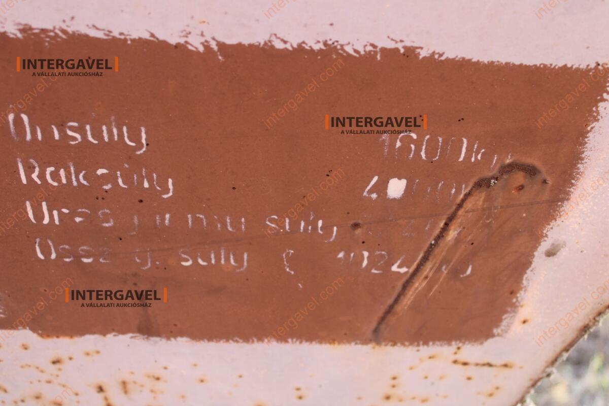 Vontatott műtrágyaszóró 15