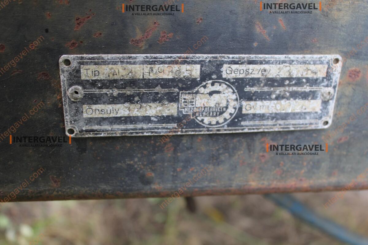 Vontatott permetező 7