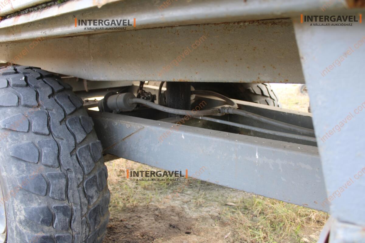 Pótkocsi - Erdőgép 9