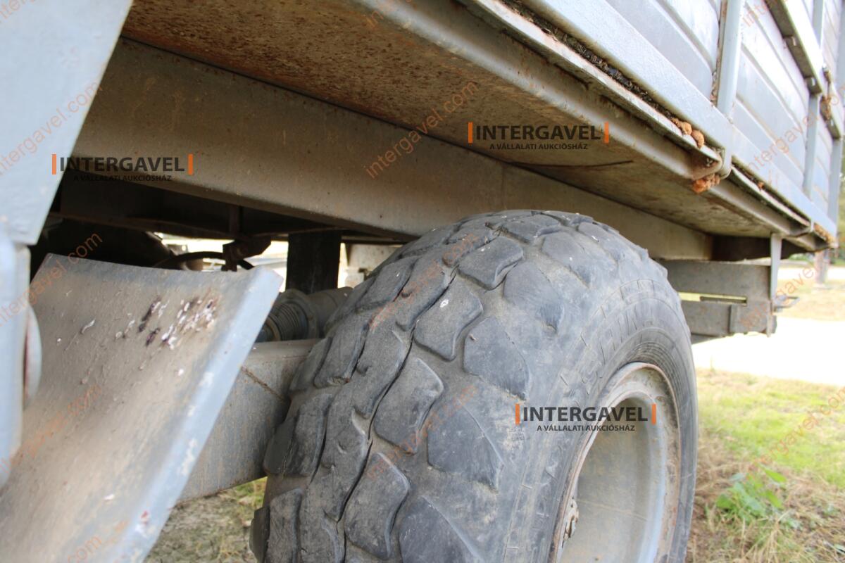 Pótkocsi - Erdőgép 13