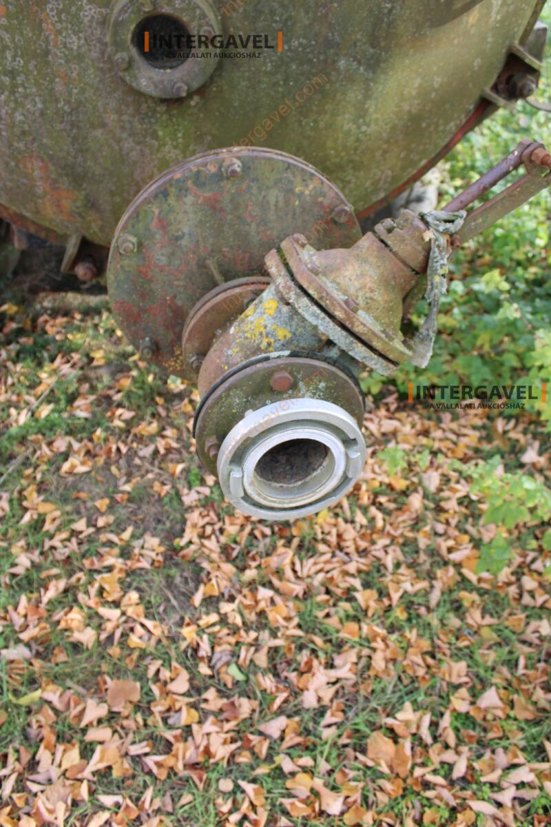 Tartálykocsi - DETK 18