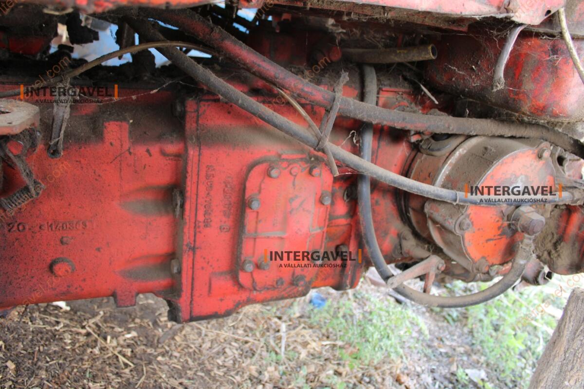 MTZ fülke, váltó, kormánymű 9