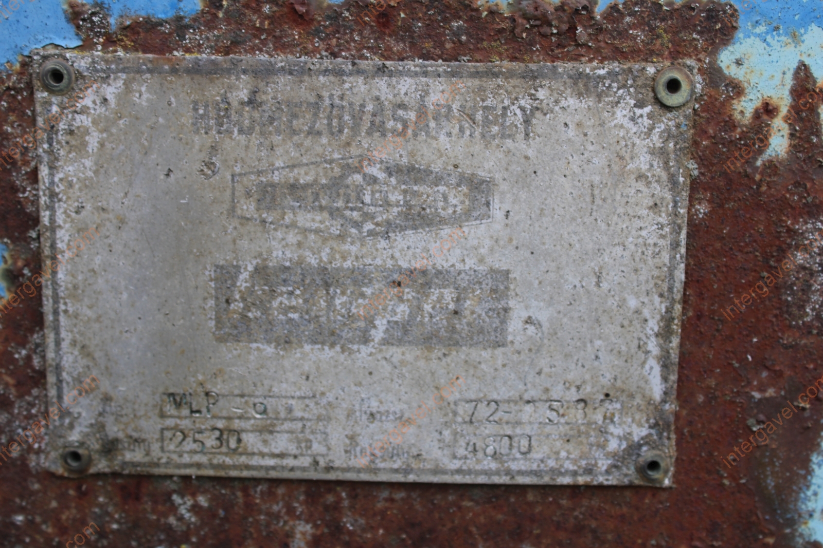 Trágyaszóró pótkocsi 5