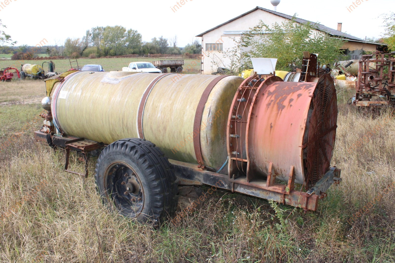 Vontatott permetező 4