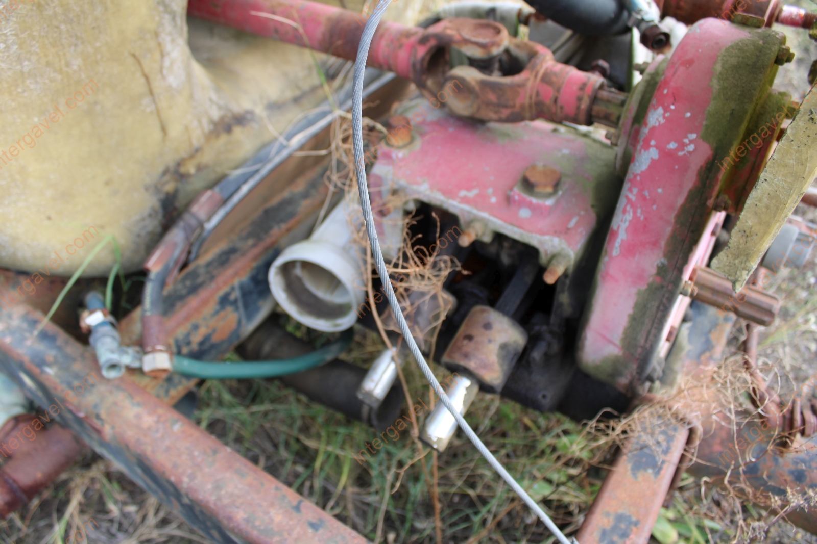 Vontatott permetező 7