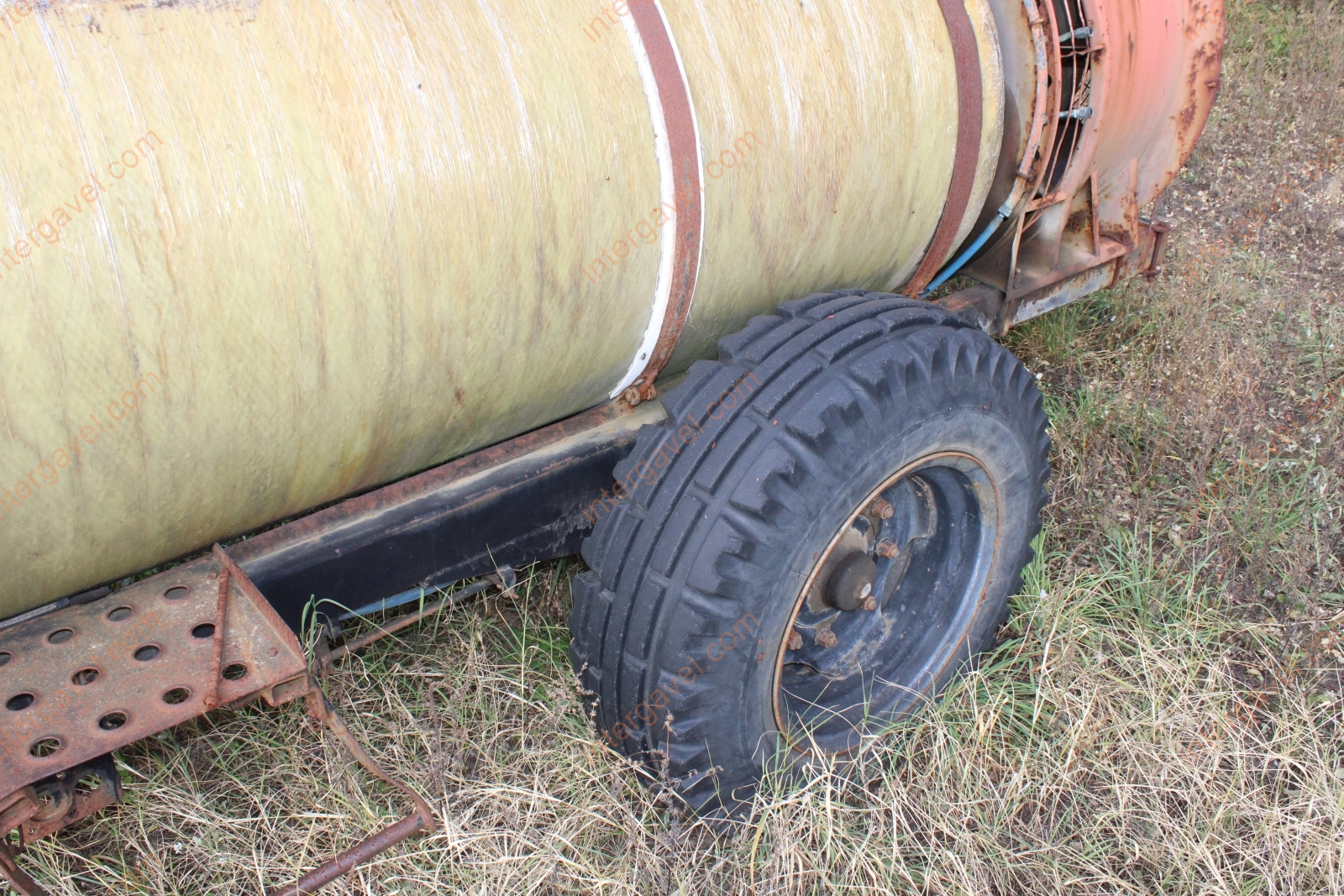 Vontatott permetező 13