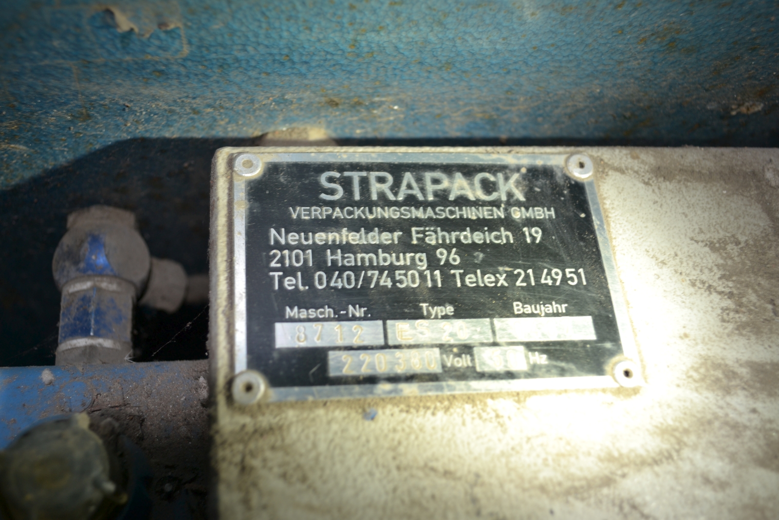 Motorcsónak utánfutóval 24