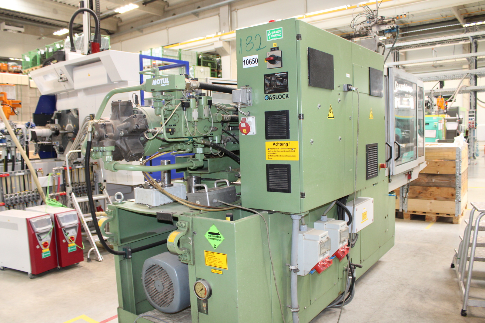 Fröccsöntő gép 4