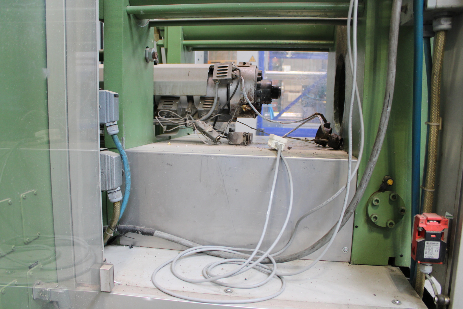 Fröccsöntő gép 10