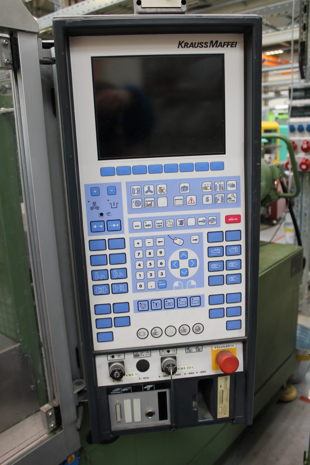 Fröccsöntő gép 6