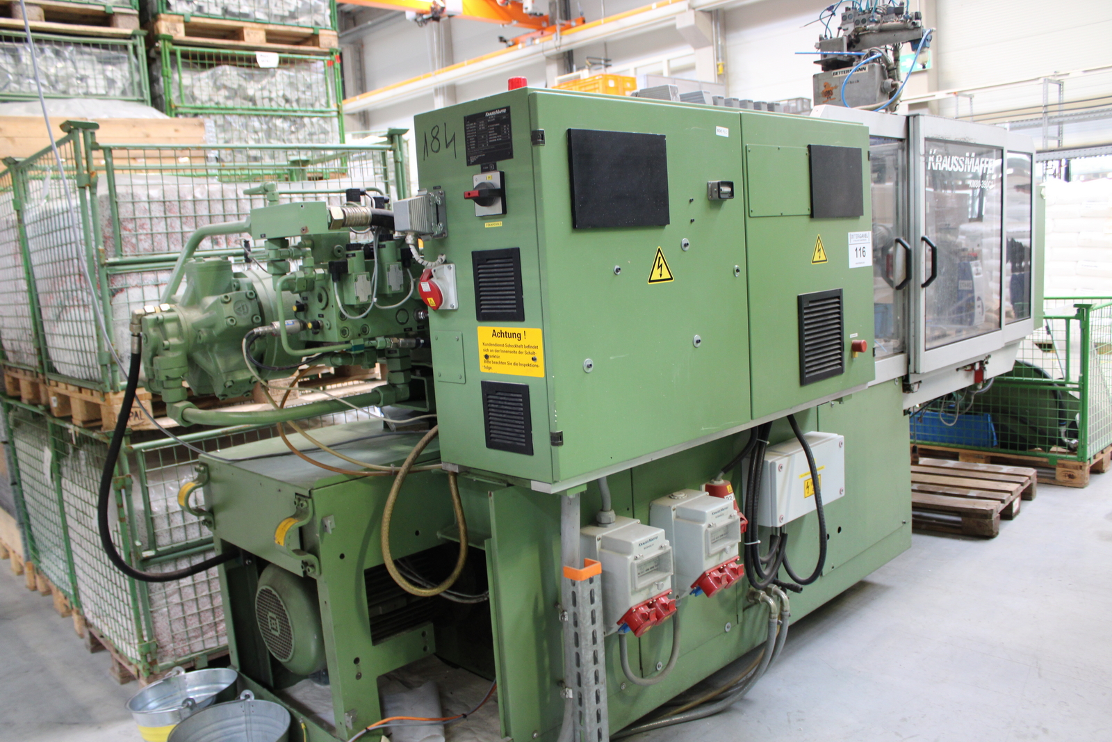 Fröccsöntő gép 17