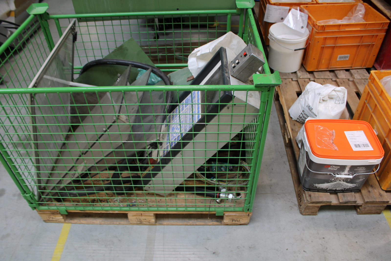 Fröccsöntő gép 34