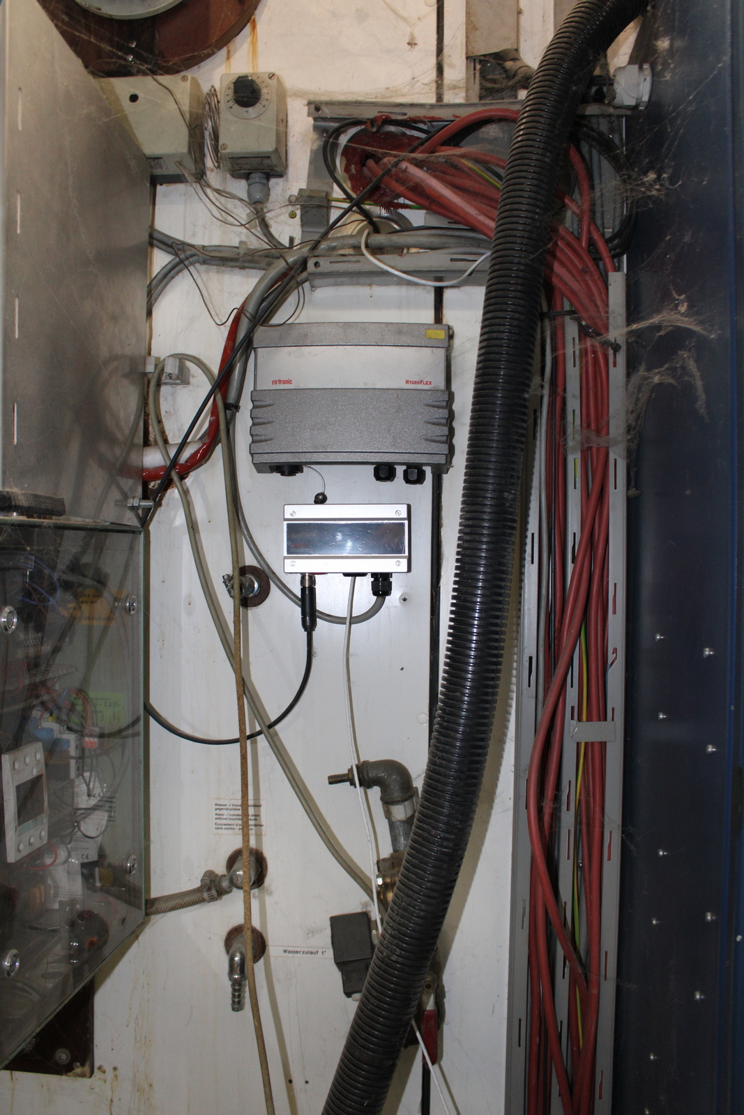 Kondicionáló berendezés 10