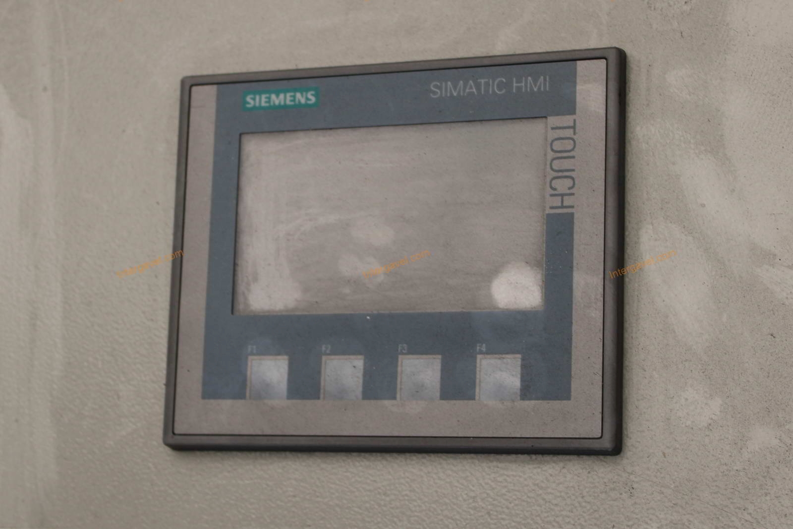 Bontott villamos szekrény 8